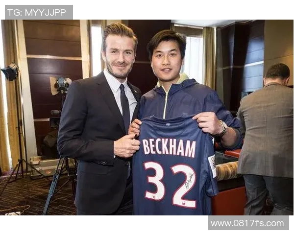 巴西足球明星齐聚看台合影留念展现团结与激情