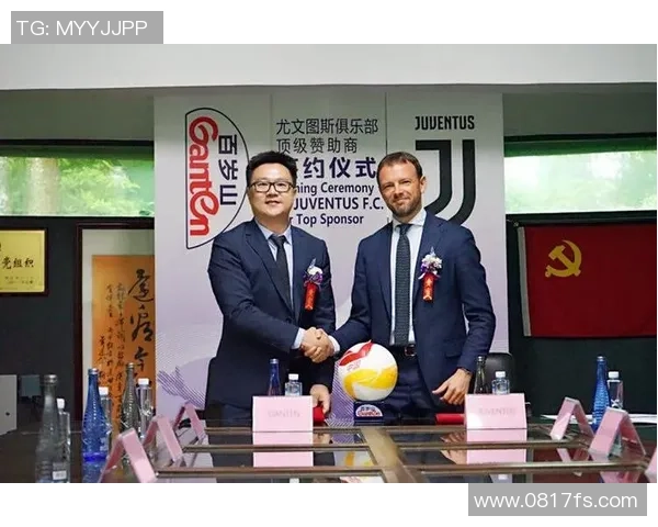 足球明星签约仪式盛况空前亚裔球员引领新风潮 足球明星签约仪式盛况空前亚裔球员引领新风潮